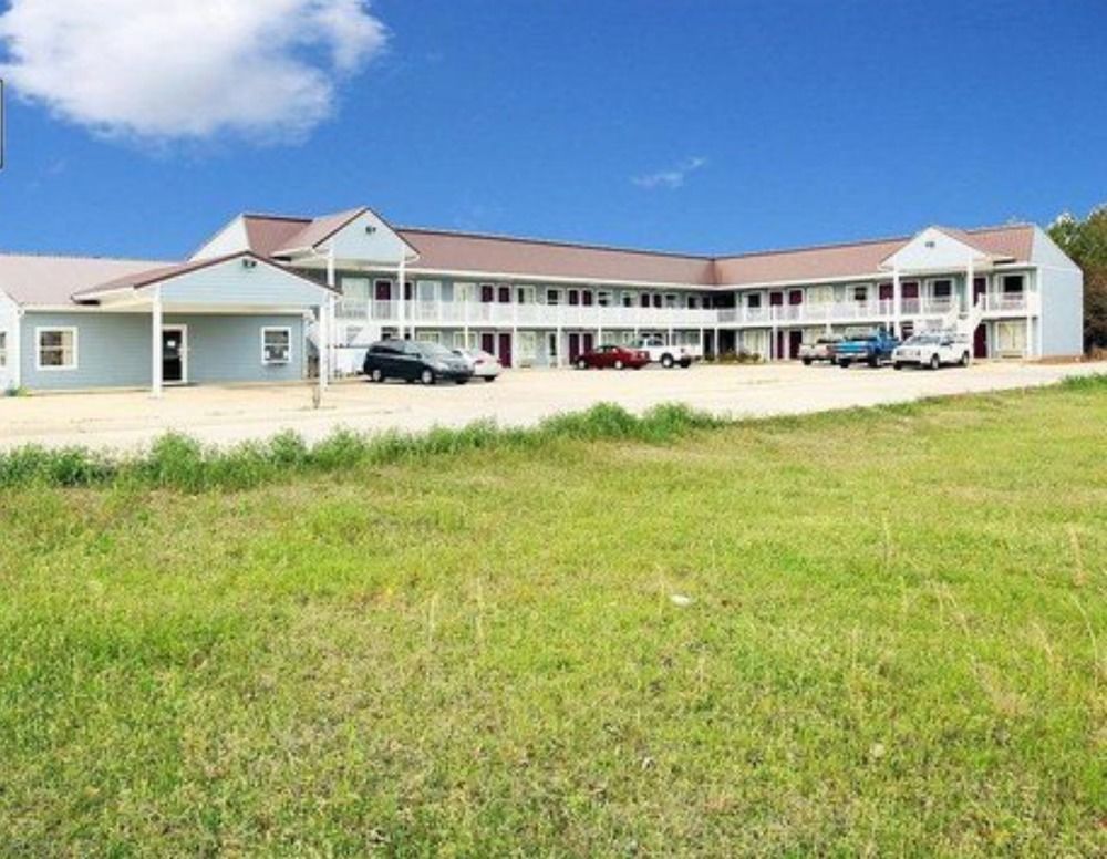 Oak Tree Inn 유포라 외부 사진
